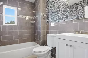 4060 Cambronne St, Pittsburgh, PA 15212 - Photo 10