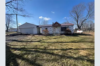 787 Greenfield Rd, Lackawannock Township, PA 16137 - Photo 1