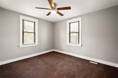 206 Pinecastle Ave, Pittsburgh, PA 15234 - Photo 18