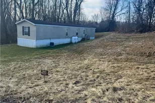 68 Buckeye St, Hempfield Township, PA 15601 - Photo 2