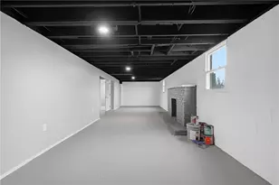 667 Memorial Dr, Pittsburgh, PA 15068 - Photo 32