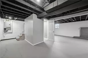 667 Memorial Dr, Pittsburgh, PA 15068 - Photo 30