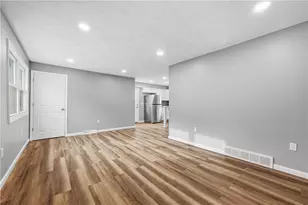 667 Memorial Dr, Pittsburgh, PA 15068 - Photo 6