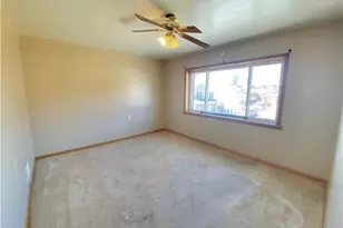 302 N Cedar St, New Castle, PA 16102 - Photo 4