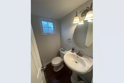 3106 Julie Dr, South Park, PA 15129 - Photo 12
