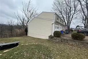 3106 Julie Dr, South Park, PA 15129 - Photo 30