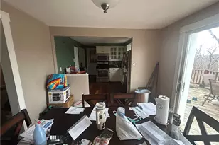 3106 Julie Dr, South Park, PA 15129 - Photo 6