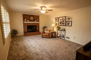 2597 Monterey Dr, Pittsburgh, PA 15241 - Photo 12