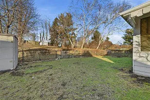 620 Sara Ln, Pittsburgh, PA 15147 - Photo 26