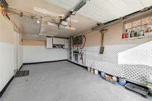 620 Sara Ln, Pittsburgh, PA 15147 - Photo 22