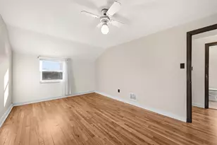 620 Sara Ln, Pittsburgh, PA 15147 - Photo 14