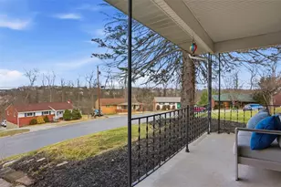 1550 Missouri Ave, Bridgeville, PA 15017 - Photo 2