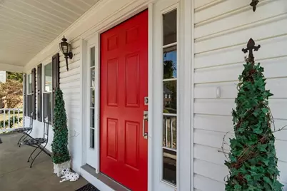 216 Lori  Road, Richland, PA 15044 - Photo 2