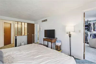 114 Tangleview Dr, White Oak, PA 15131 - Photo 18