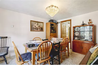 114 Tangleview Dr, White Oak, PA 15131 - Photo 14