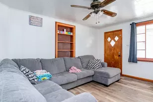 115/117 W Midland Ave, Midland Boro, PA 15059 - Photo 4