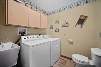 321 Meadowlark Dr, South Union Township, PA 15401 - Photo 22