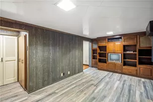 1533 Rostraver St, Monessen, PA 15062 - Photo 36