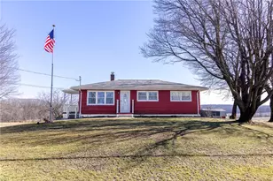 506 Grove City Rd, Mercer Township, PA 16057 - Photo 1