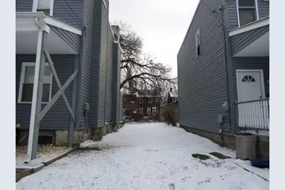 424 Borland St, Pittsburgh, PA 15206 - Photo 2