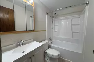 927 Vance Ave, Coraopolis, PA 15108 - Photo 14