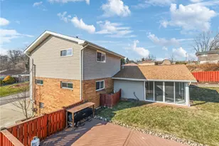 1881 Craig Dr, North Huntingdon, PA 15642 - Photo 44