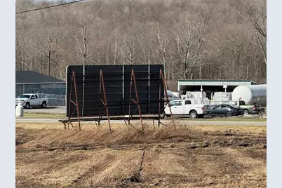 7700 Sharon-Mercer Rd, East Lackawannock Township, PA 16137 - Photo 12