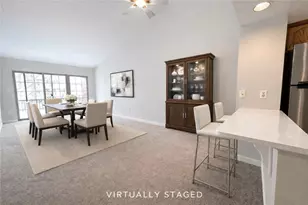 815 Village Dr, Pittsburgh, PA 15237 - Photo 10