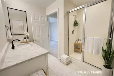 815 Village Dr, Pittsburgh, PA 15237 - Photo 12