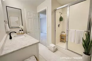 815 Village Dr, Pittsburgh, PA 15237 - Photo 12