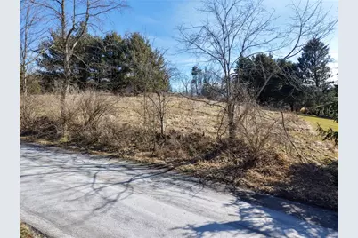 4990 Lakewood Rd, Hampton, PA 15044 - Photo 6