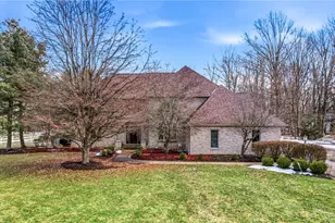 4506 Whippoorwill Dr, Hermitage, PA 16148 - Photo 2