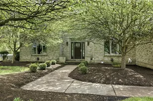 4506 Whippoorwill Dr, Hermitage, PA 16148 - Photo 4