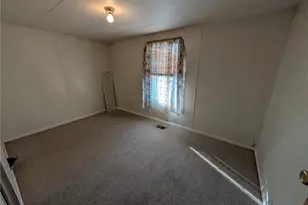 100 Santa Rita Ln, Connoquenessing Township, PA 16001 - Photo 14