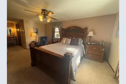 1843 Patricia Dr, South Park, PA 15129 - Photo 16