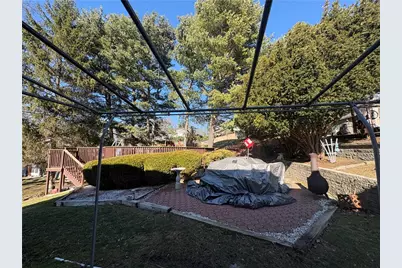 1843 Patricia Dr, South Park, PA 15129 - Photo 24