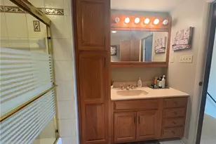 1843 Patricia Dr, South Park, PA 15129 - Photo 18