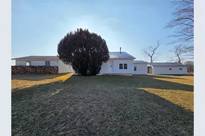 1055 Mercer New Wilmington Road, Lackawannock Township, PA 16142 - Photo 1