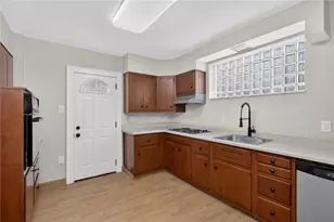 3224 Bookman Ave, Pittsburgh, PA 15227 - Photo 12