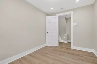 3224 Bookman Ave Unit 2, Pittsburgh, PA 15227 - Photo 8