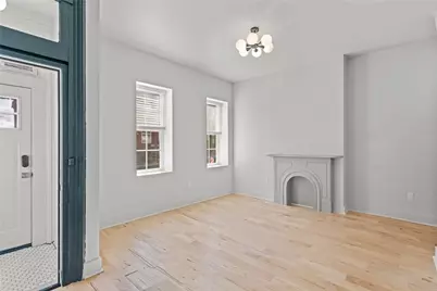 2011 Forbes Ave, Pittsburgh, PA 15219 - Photo 4