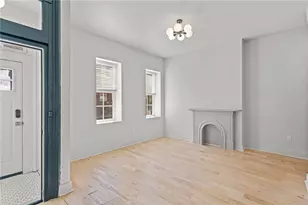 2011 Forbes Ave, Pittsburgh, PA 15219 - Photo 4