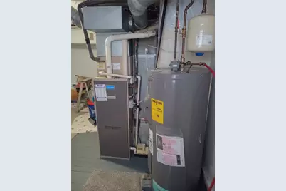 201 Bernstein Ave, Canonsburg, PA 15317 - Photo 12