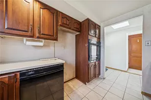 305 Todd School Rd, Hempfield Township, PA 15601 - Photo 8