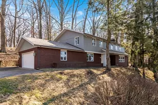 742 Cabin Hill Dr, Greensburg, PA 15601 - Photo 2