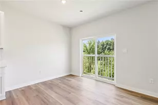 367 Leslie Farms Dr, Connoquenessing Boro, PA 16033 - Photo 2