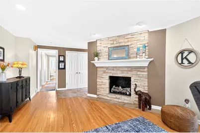 196 Marion Dr, Peters Township, PA 15317 - Photo 6