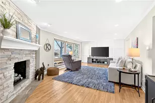 196 Marion Dr, Peters Township, PA 15317 - Photo 4