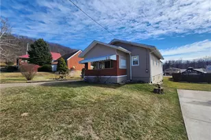 428 Greenwood Ave, McKeesport, PA 15132 - Photo 2