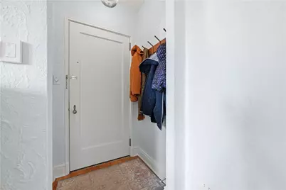 166 N Dithridge Street #5G, Pittsburgh, PA 15213 - Photo 2